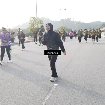 Runner Photo 6873257