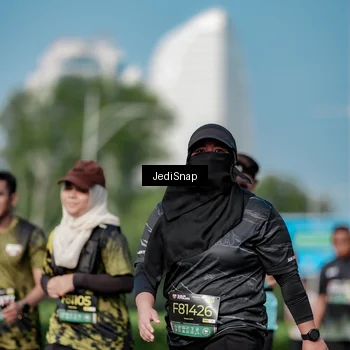 Runner Photo 6873258