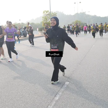 Runner Photo 6873264