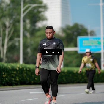 Runner Photo 6873272