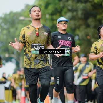 Runner Photo 6873296