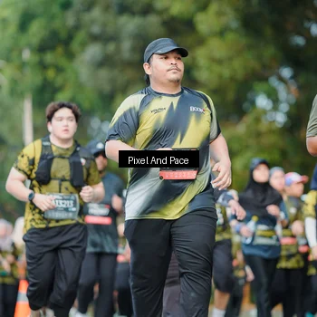 Runner Photo 6873312