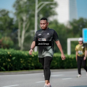 Runner Photo 6873322