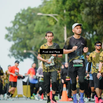 Runner Photo 6873378