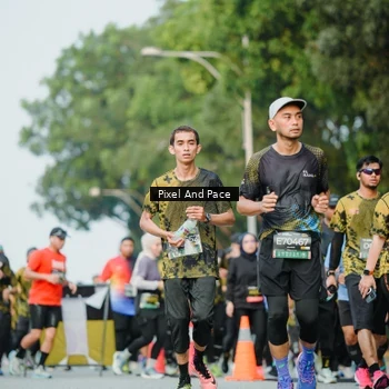 Runner Photo 6873379