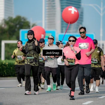 Runner Photo 6873411