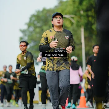 Runner Photo 6873420
