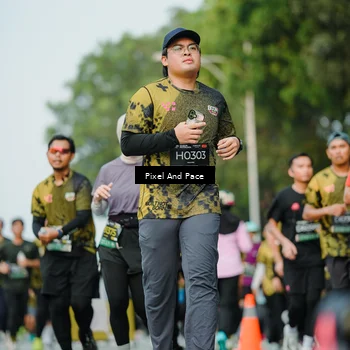 Runner Photo 6873425