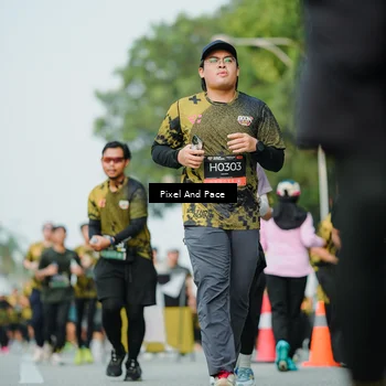 Runner Photo 6873435