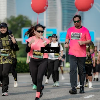 Runner Photo 6873437