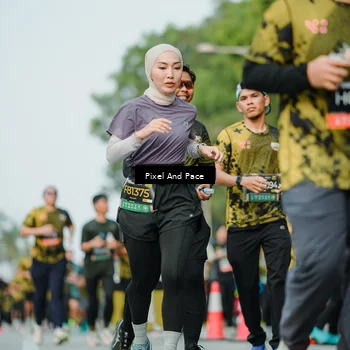 Runner Photo 6873446