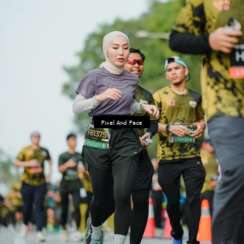Runner Photo 6873447