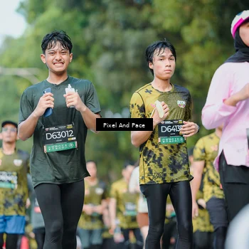 Runner Photo 6873475