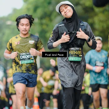 Runner Photo 6873541