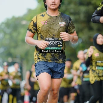 Runner Photo 6873543