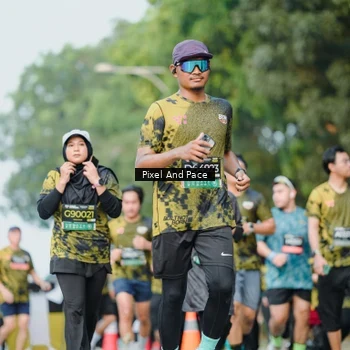 Runner Photo 6873551