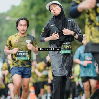 Runner Photo 6873591