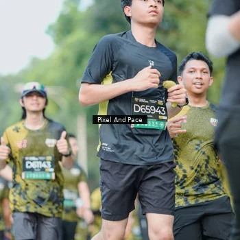 Runner Photo 6873605
