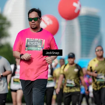 Runner Photo 6873618