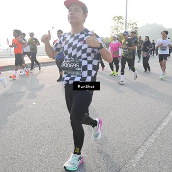 Runner Photo 6873631