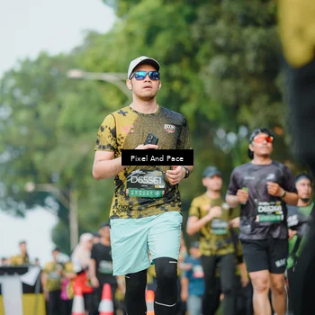 Runner Photo 6873635