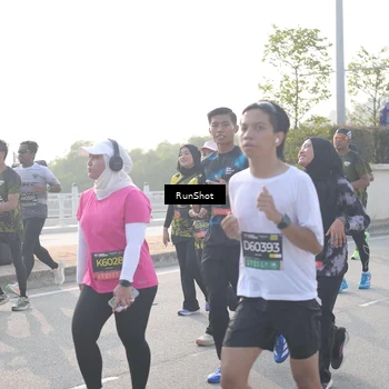 Runner Photo 6873654