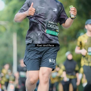 Runner Photo 6873664