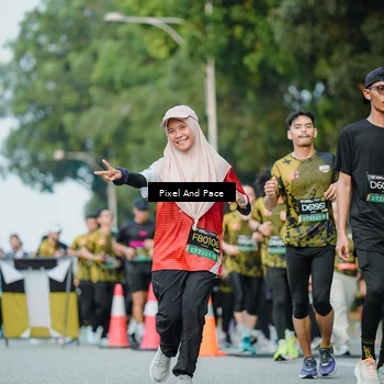 Runner Photo 6873698