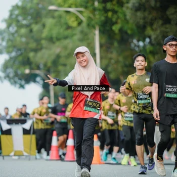 Runner Photo 6873699