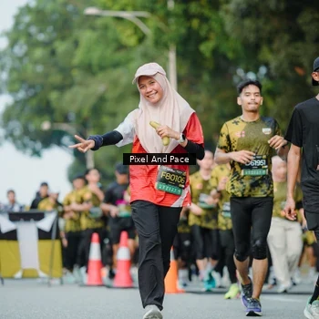 Runner Photo 6873704