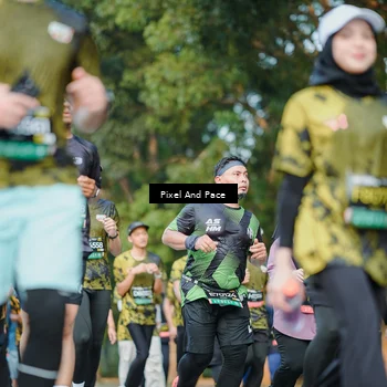 Runner Photo 6873705