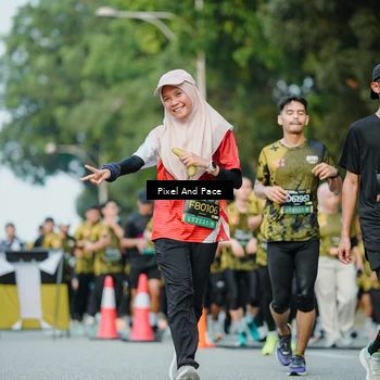Runner Photo 6873710