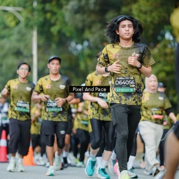Runner Photo 6873720