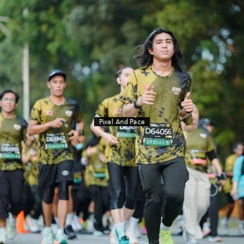 Runner Photo 6873722
