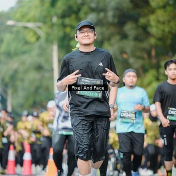 Runner Photo 6873789