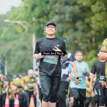 Runner Photo 6873795