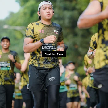 Runner Photo 6873823