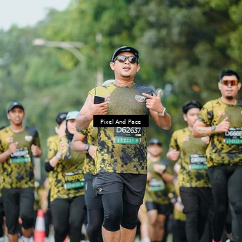 Runner Photo 6873861