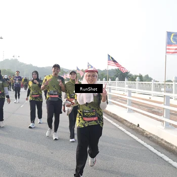Runner Photo 6873893