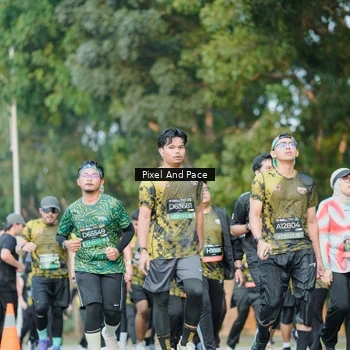 Runner Photo 6873896