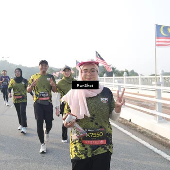 Runner Photo 6873906