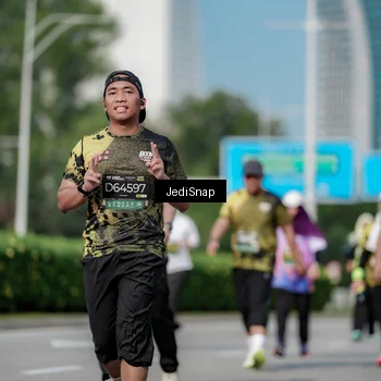 Runner Photo 6873909