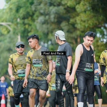 Runner Photo 6873921