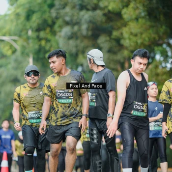 Runner Photo 6873925