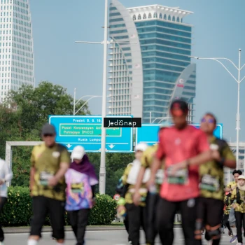 Runner Photo 6873938