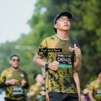Runner Photo 6874038