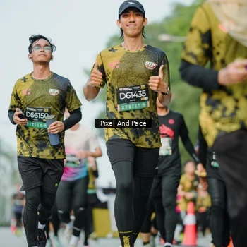 Runner Photo 6874062