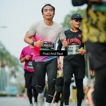 Runner Photo 6874074