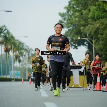 Runner Photo 6874099