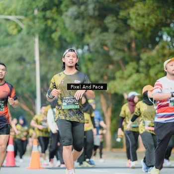 Runner Photo 6874115